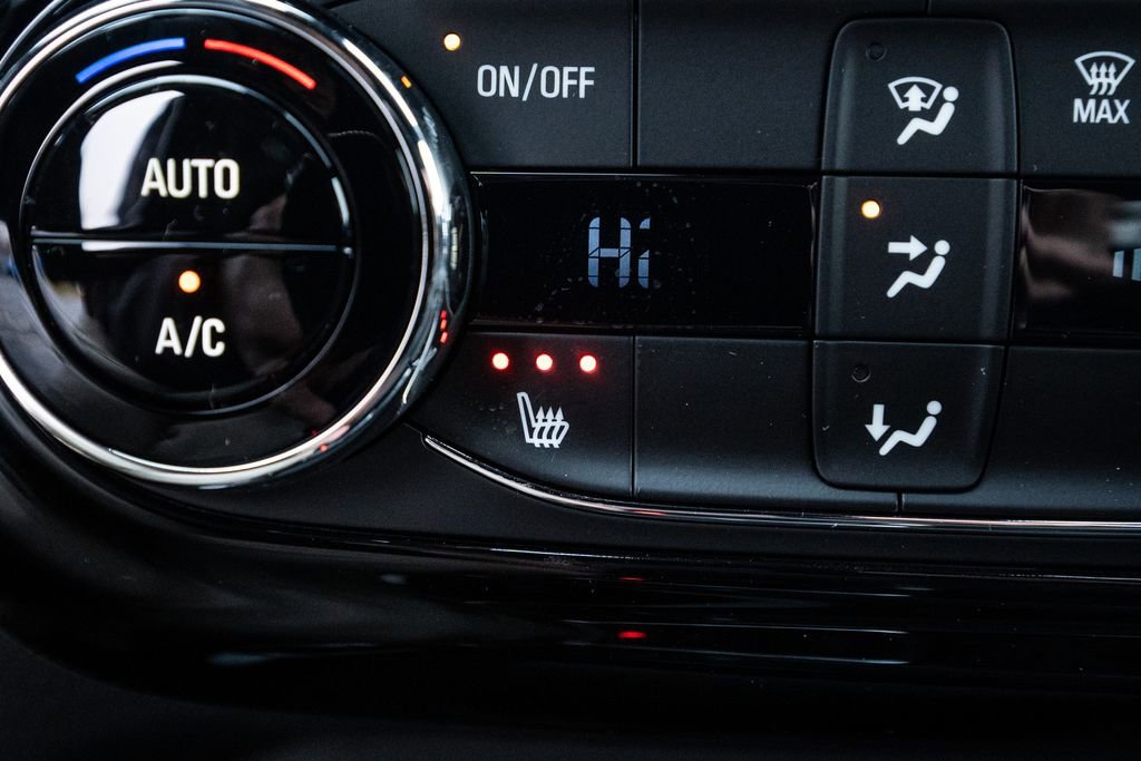 New 2026 Chevrolet Trax RS image 28