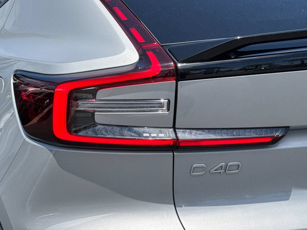 Certified 2023 Volvo C40 P8 Recharge Plus AWD/4WD image 25