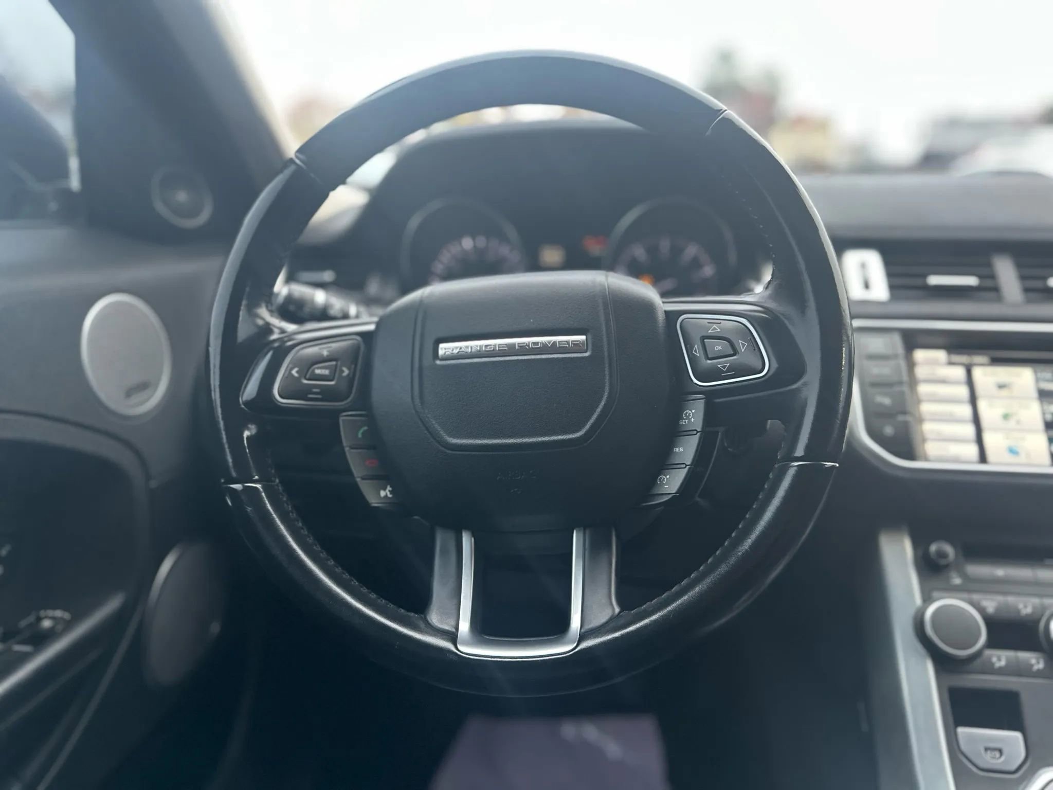 Used 2014 Land Rover Range Rover Evoque Pure Plus image 17