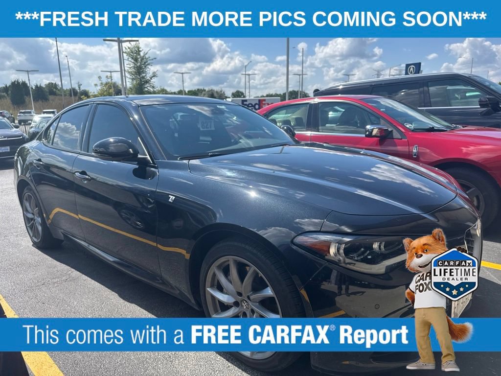 Used 2024 Alfa Romeo Giulia Ti AWD/4WD image 3
