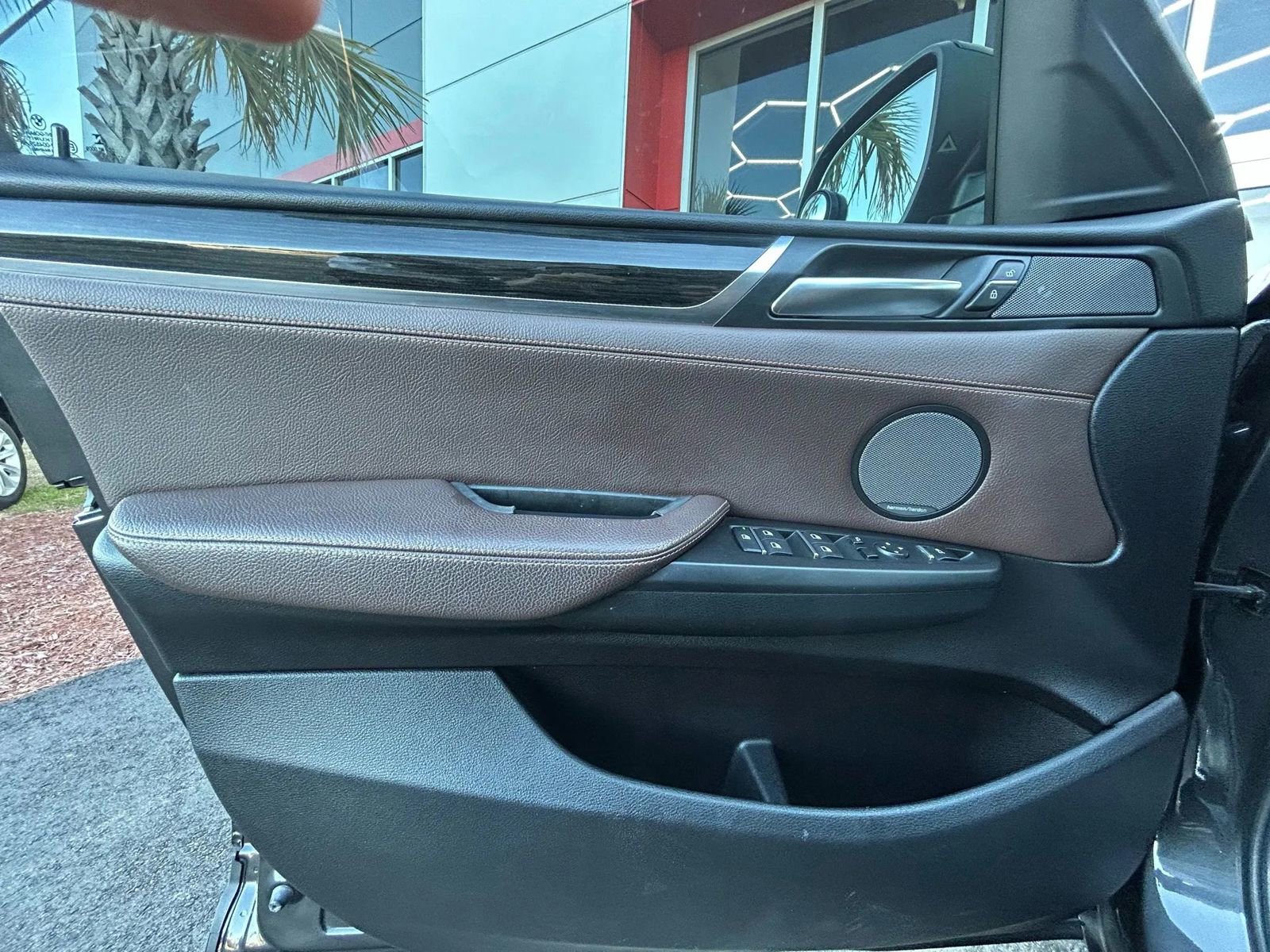 Used 2017 BMW X4 xDrive28i image 18