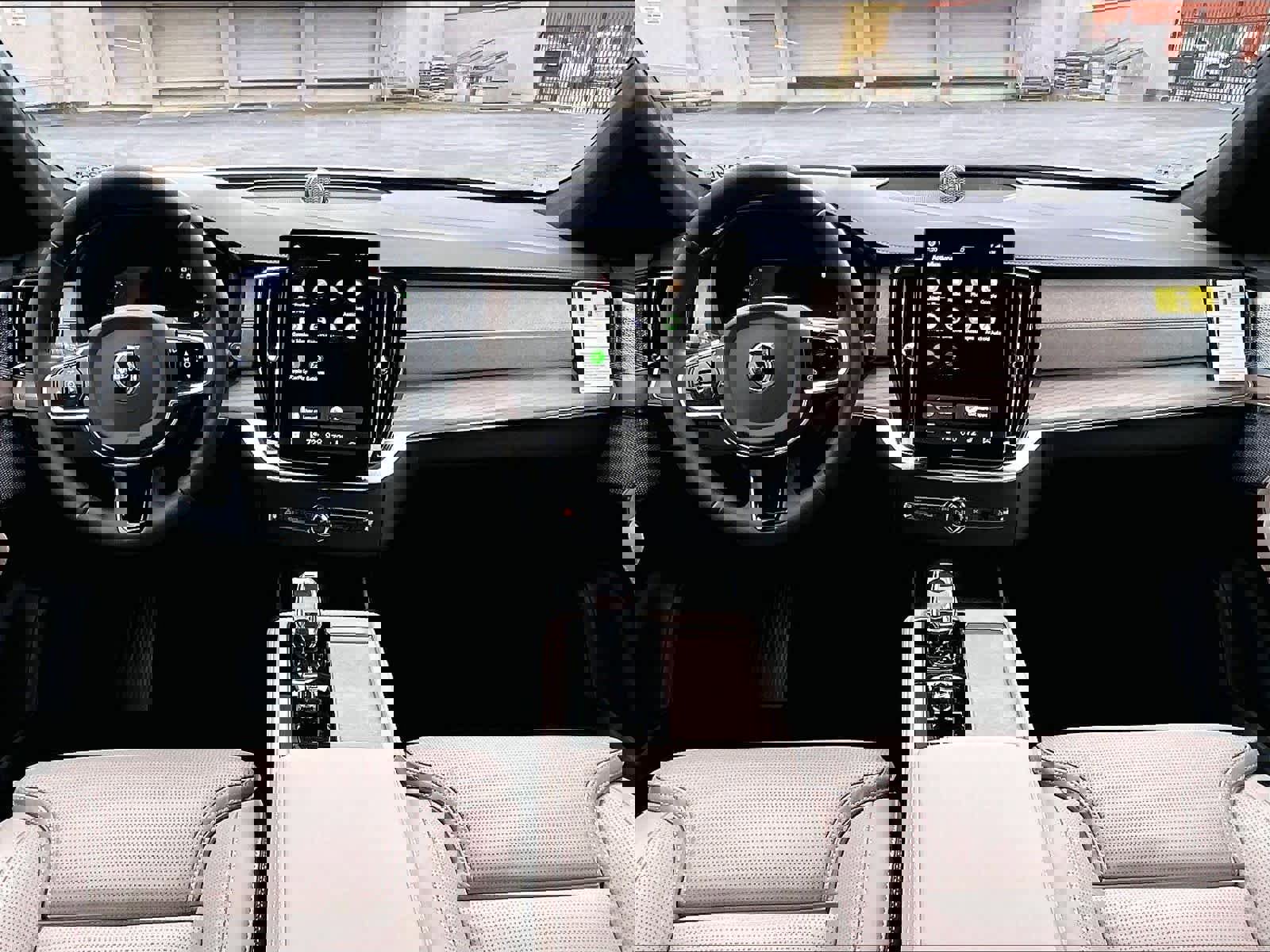 New 2026 Volvo XC90 T8 Ultra w/ Lounge Package image 7