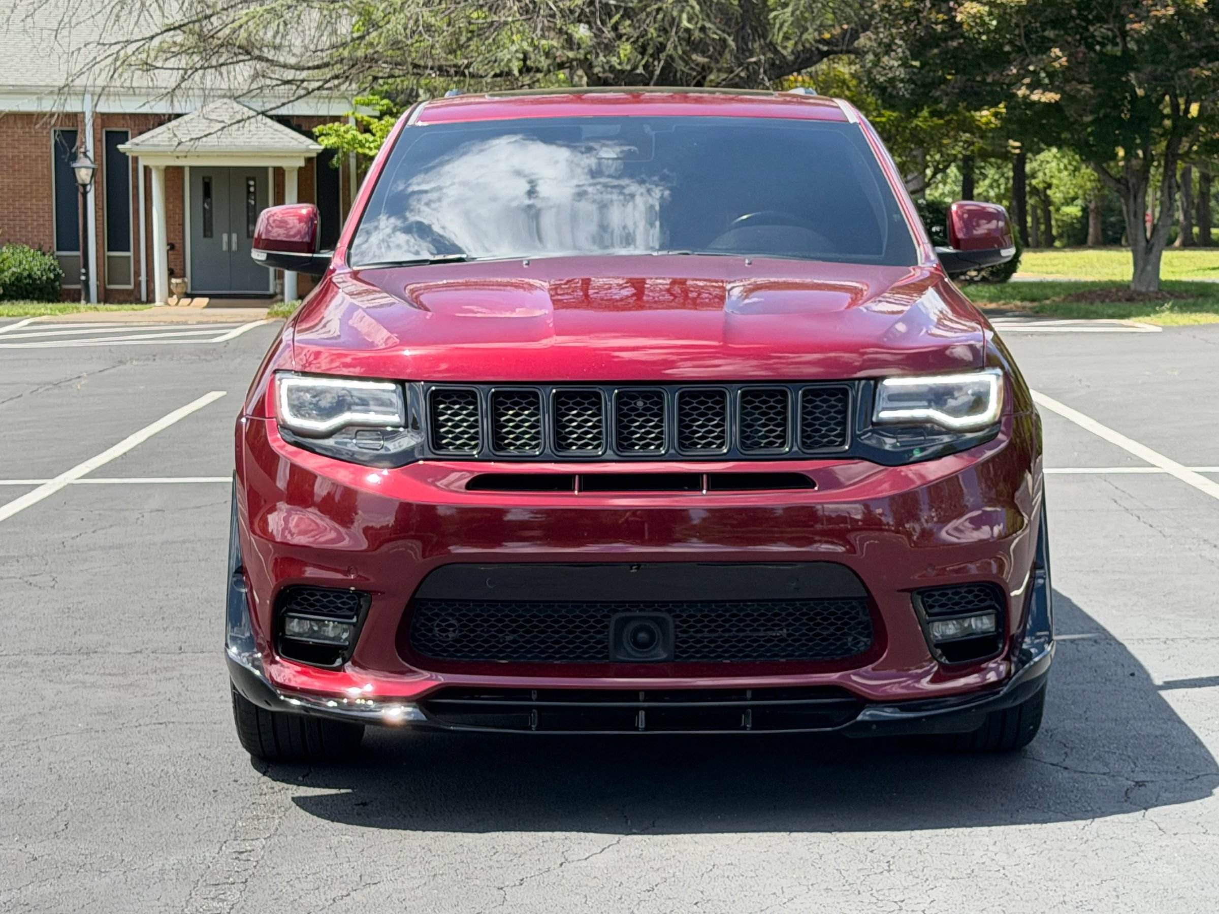 Used 2020 Jeep Grand Cherokee SRT AWD/4WD image 3