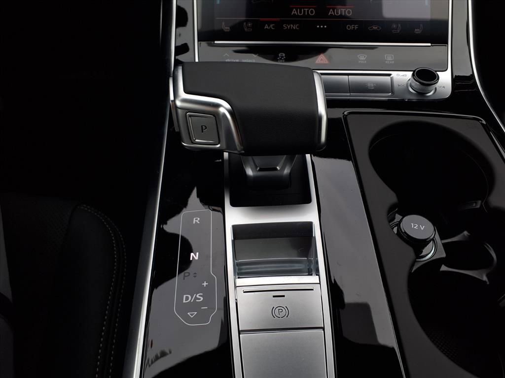 New 2026 Audi Q8 Premium Plus AWD/4WD image 17