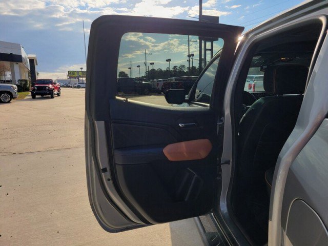 Used 2023 GMC Canyon AT4 w/ AT4 Premium Package image 28