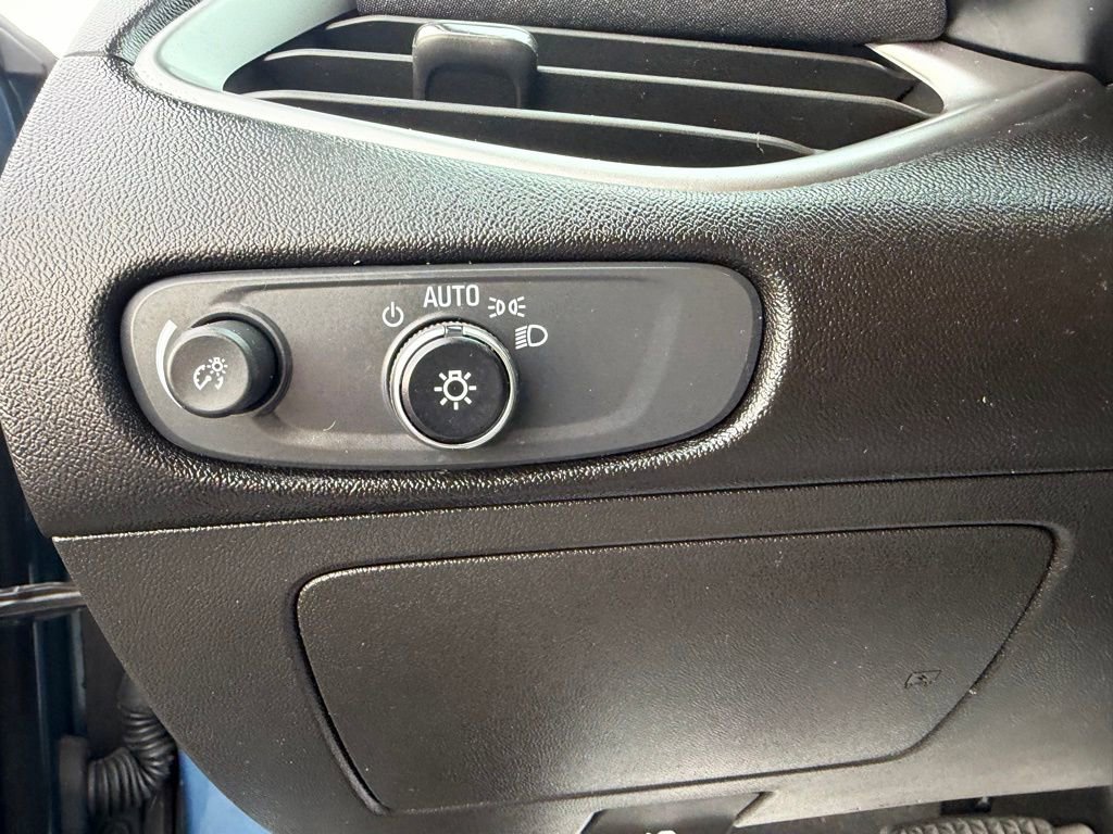 Used 2024 Chevrolet Malibu LT image 8