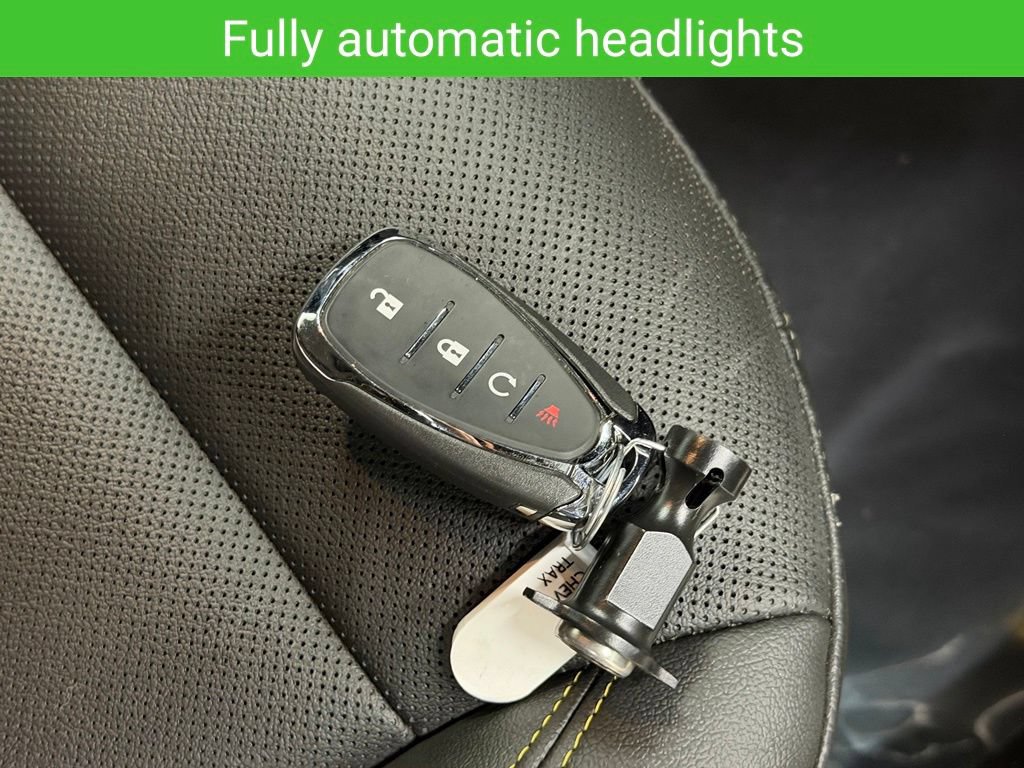 Used 2025 Chevrolet Trax ACTIV w/ Driver Confidence Package FWD image 19