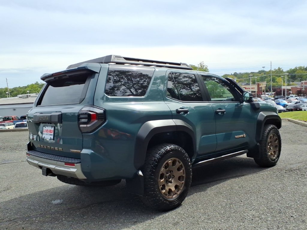 Used 2025 Toyota 4Runner Trailhunter AWD/4WD image 7