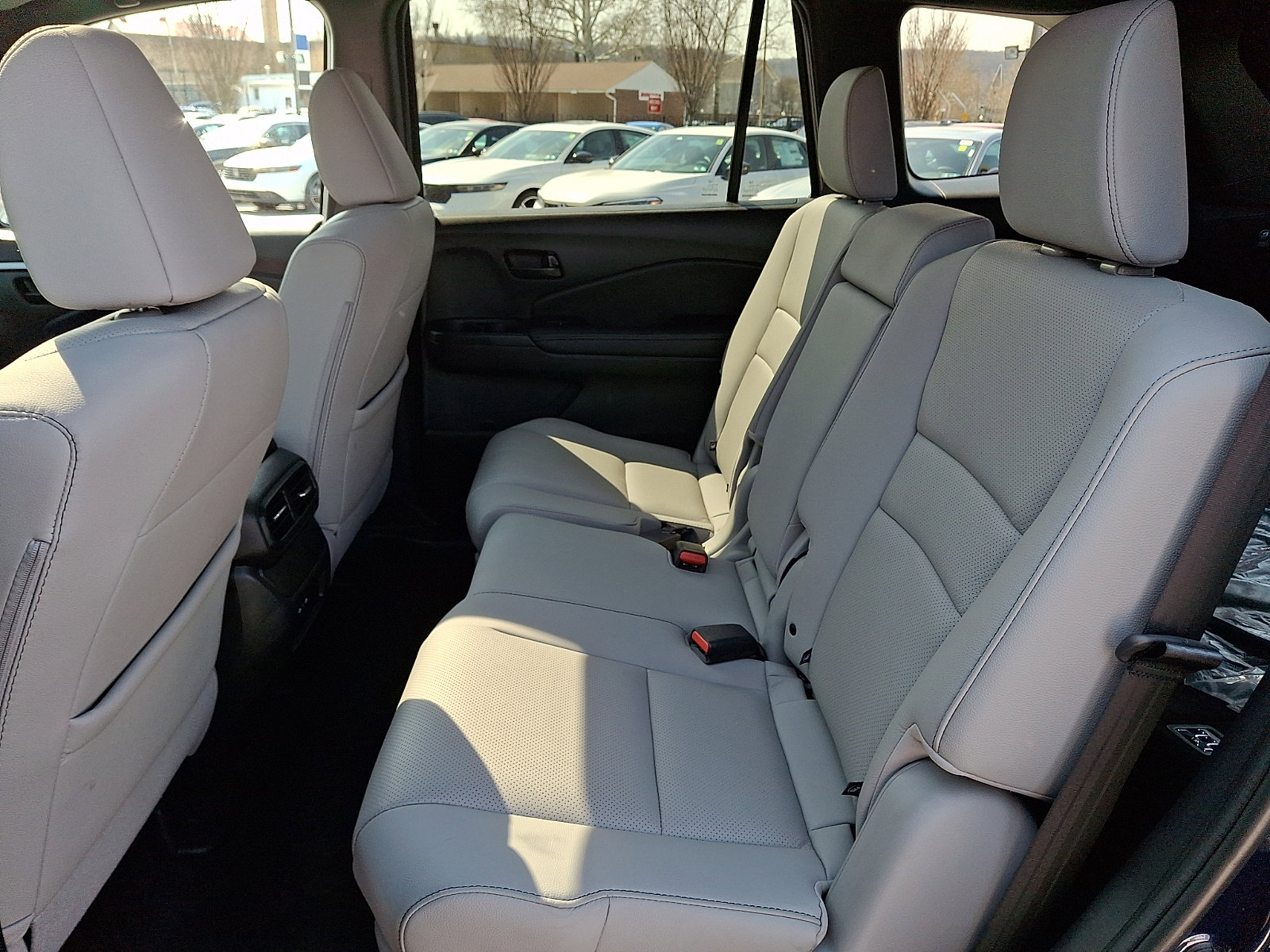 Used 2025 Honda Passport EX-L image 10