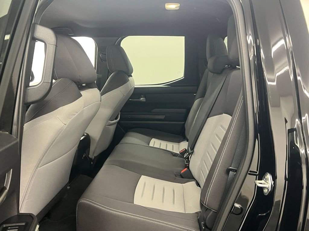 Used 2025 Toyota Tacoma TRD Off-Road image 8