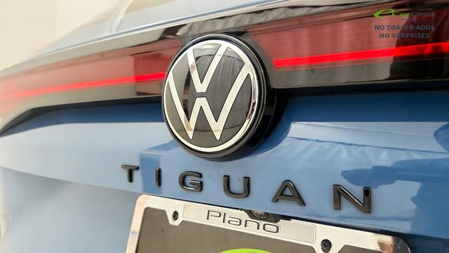 Used 2025 Volkswagen Tiguan SE R-Line FWD image 38