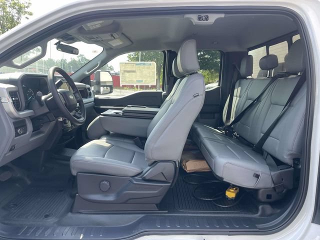 New 2026 Ford F550 4x4 Supercab Super Duty image 12