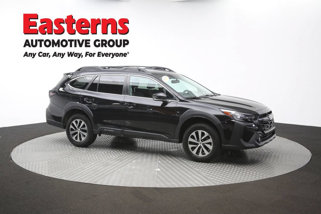 Used 2023 Subaru Outback Premium AWD/4WD image 45