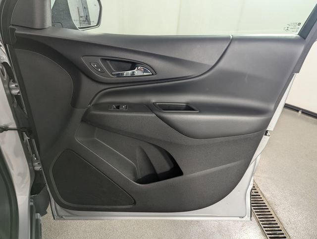 Used 2020 Chevrolet Equinox LT image 28