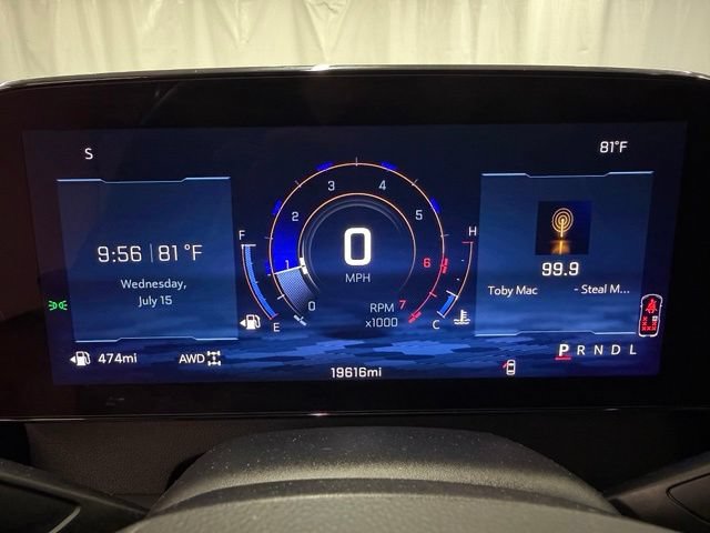 Used 2026 Chevrolet Traverse LT AWD/4WD image 14