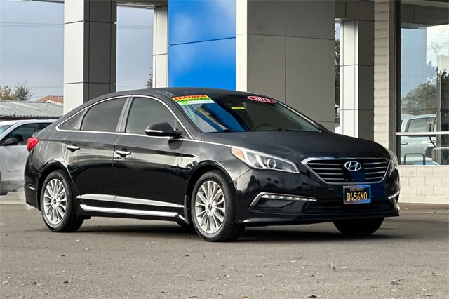 Used 2015 Hyundai Sonata Limited w/ Option Group 06 video 2