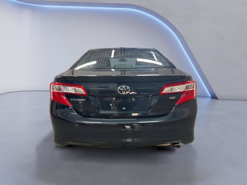 Used 2014 Toyota Camry SE FWD image 7