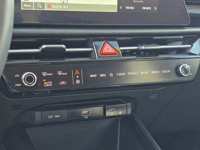 Certified 2023 Kia Niro Wind w/ Wind Preserve Package FWD image 31