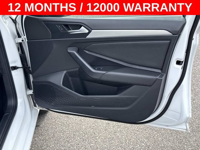 Used 2020 Volkswagen Jetta SE w/ SE Cold Weather Package FWD image 8