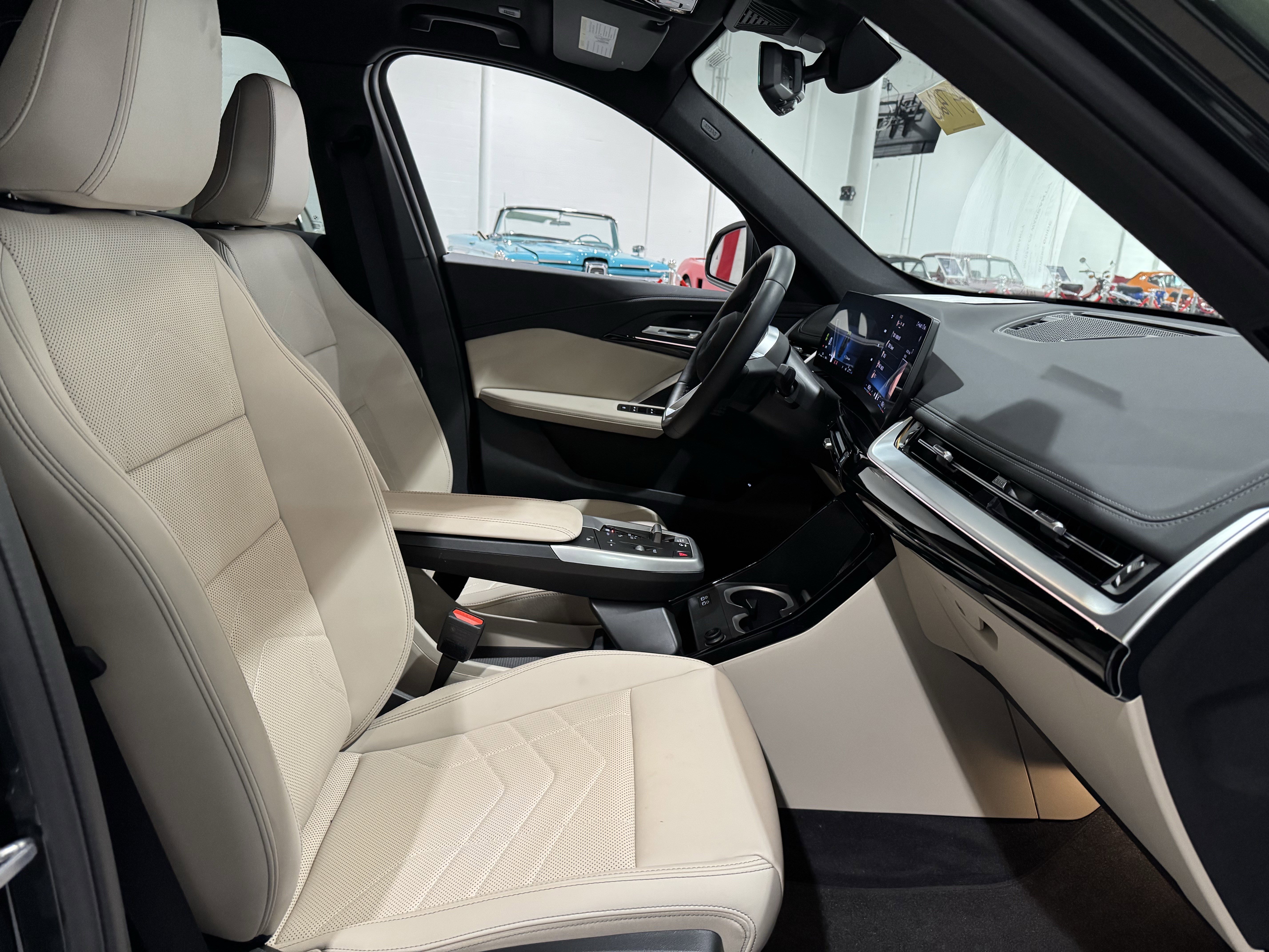 Used 2025 BMW X1 xDrive28i w/ Convenience Package image 36