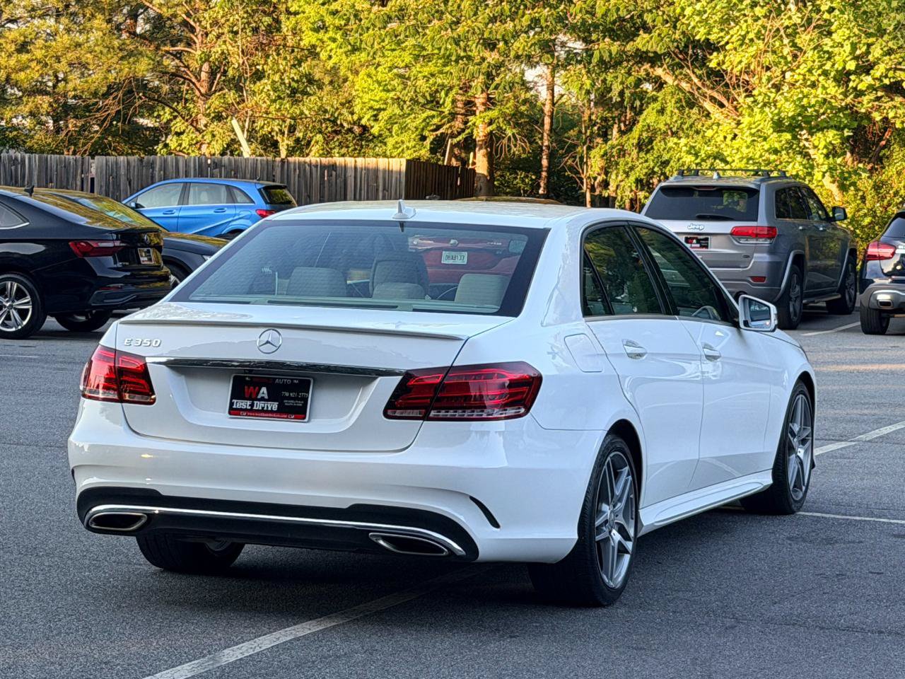Used 2014 Mercedes-Benz E 350 Sedan image 4