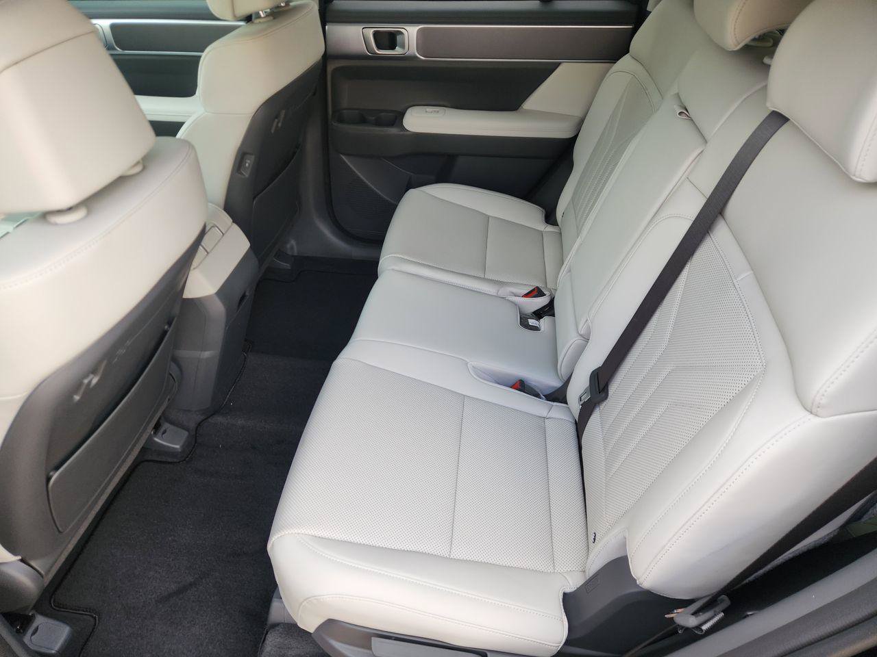 New 2026 Hyundai Santa Fe SEL FWD image 28