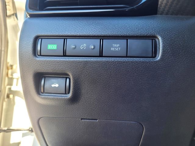 Used 2021 Nissan Sentra SV image 16