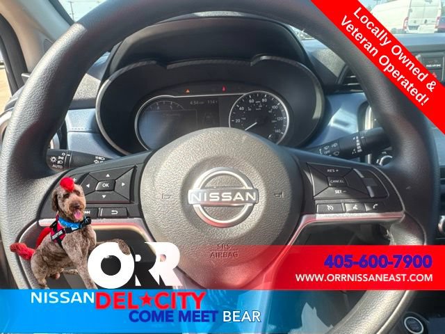 Used 2025 Nissan Versa SV FWD image 17