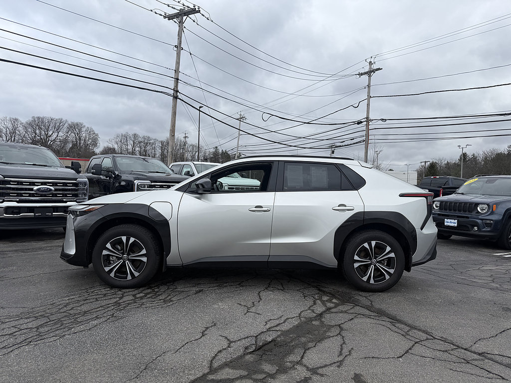 Used 2025 Toyota bZ4X FWD w/ Weather Package image 3