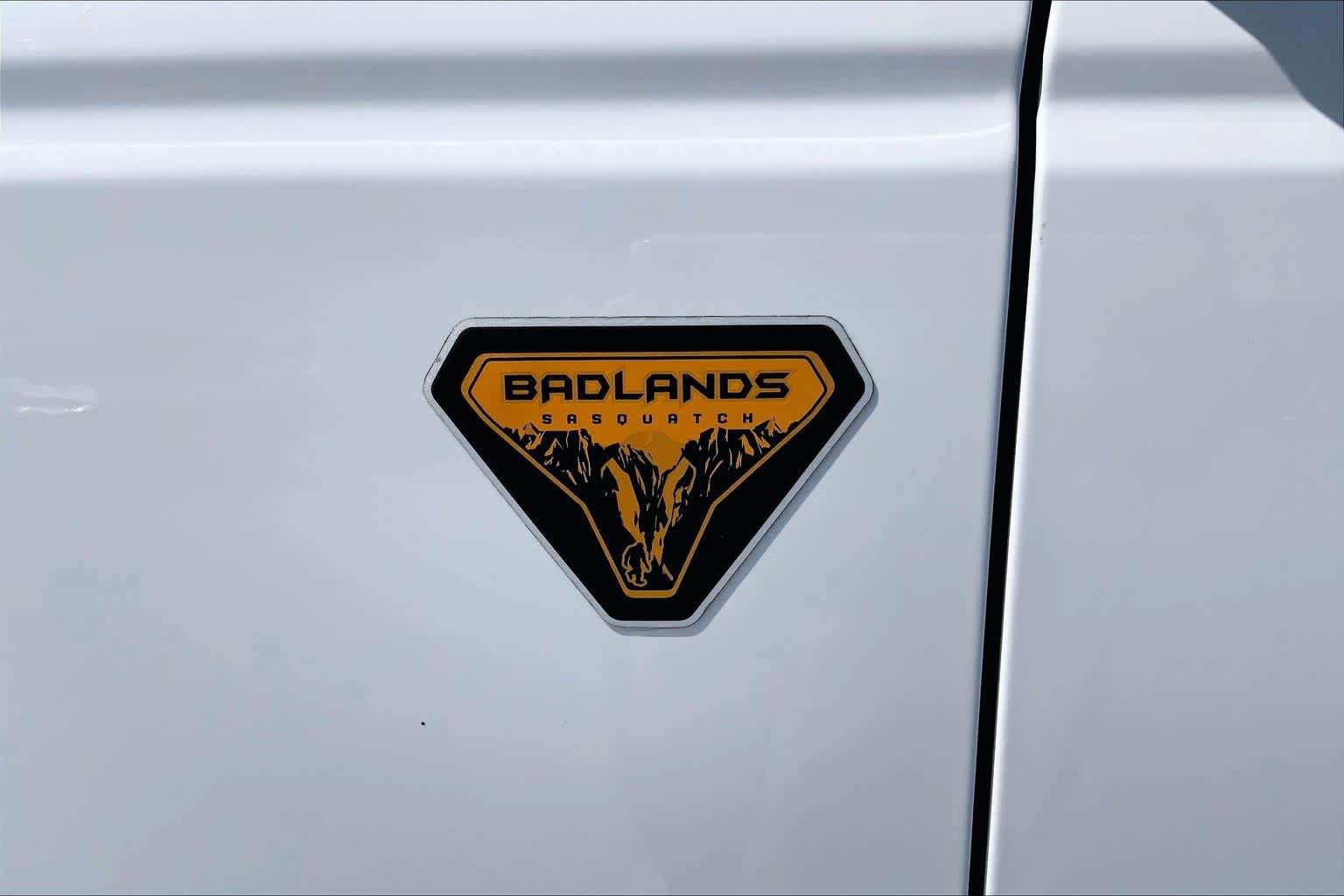 Certified 2024 Ford Bronco Badlands AWD/4WD image 10