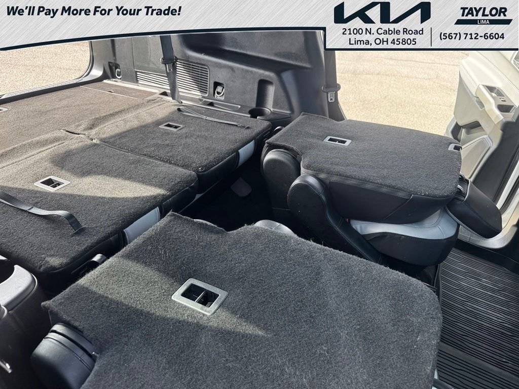 Used 2021 Ford Explorer XLT w/ Equipment Group 202A AWD/4WD image 21