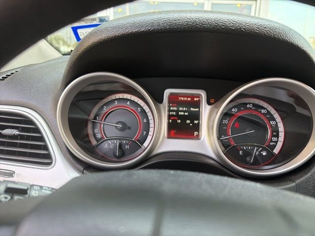 Used 2019 Dodge Journey SE FWD image 6