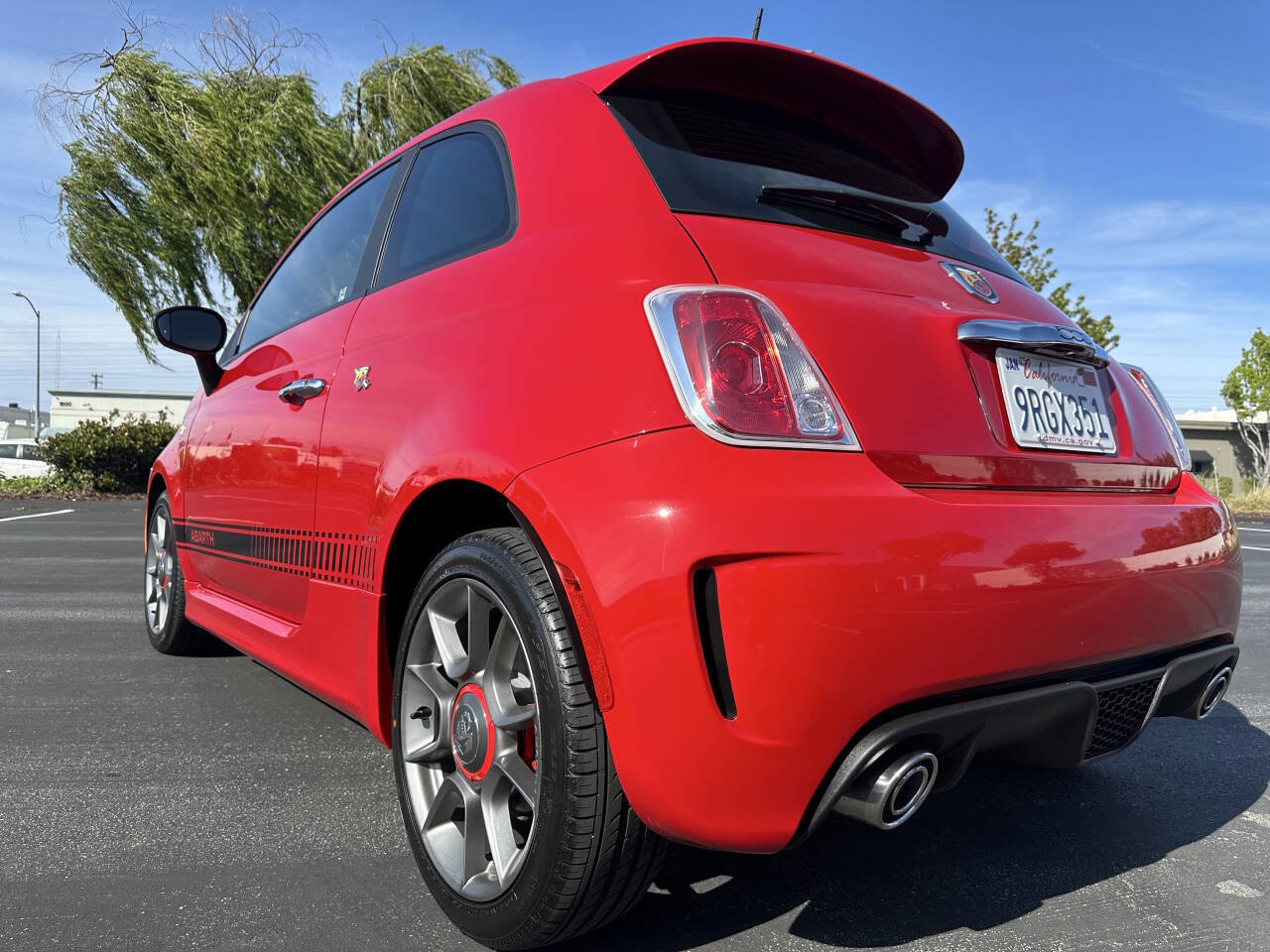 Used 2015 FIAT 500 Abarth w/ Mopar Scorpion Package FWD image 3