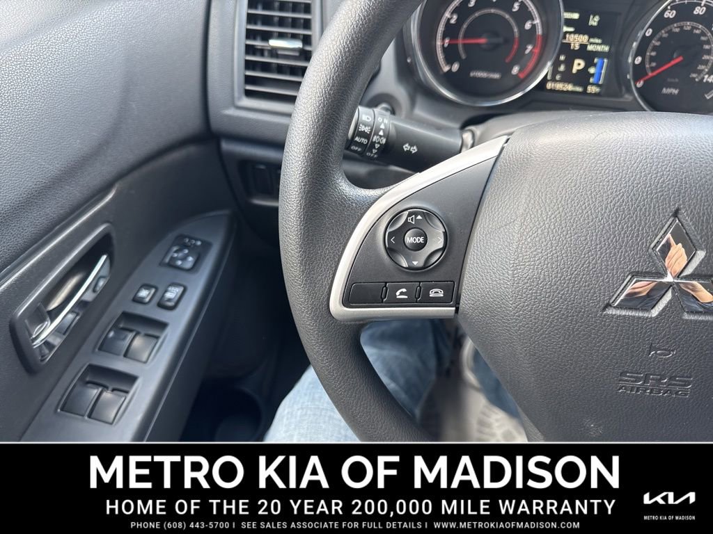 Used 2025 Mitsubishi Outlander Sport ES image 15