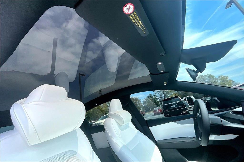 Used 2026 Tesla Model Y AWD image 26