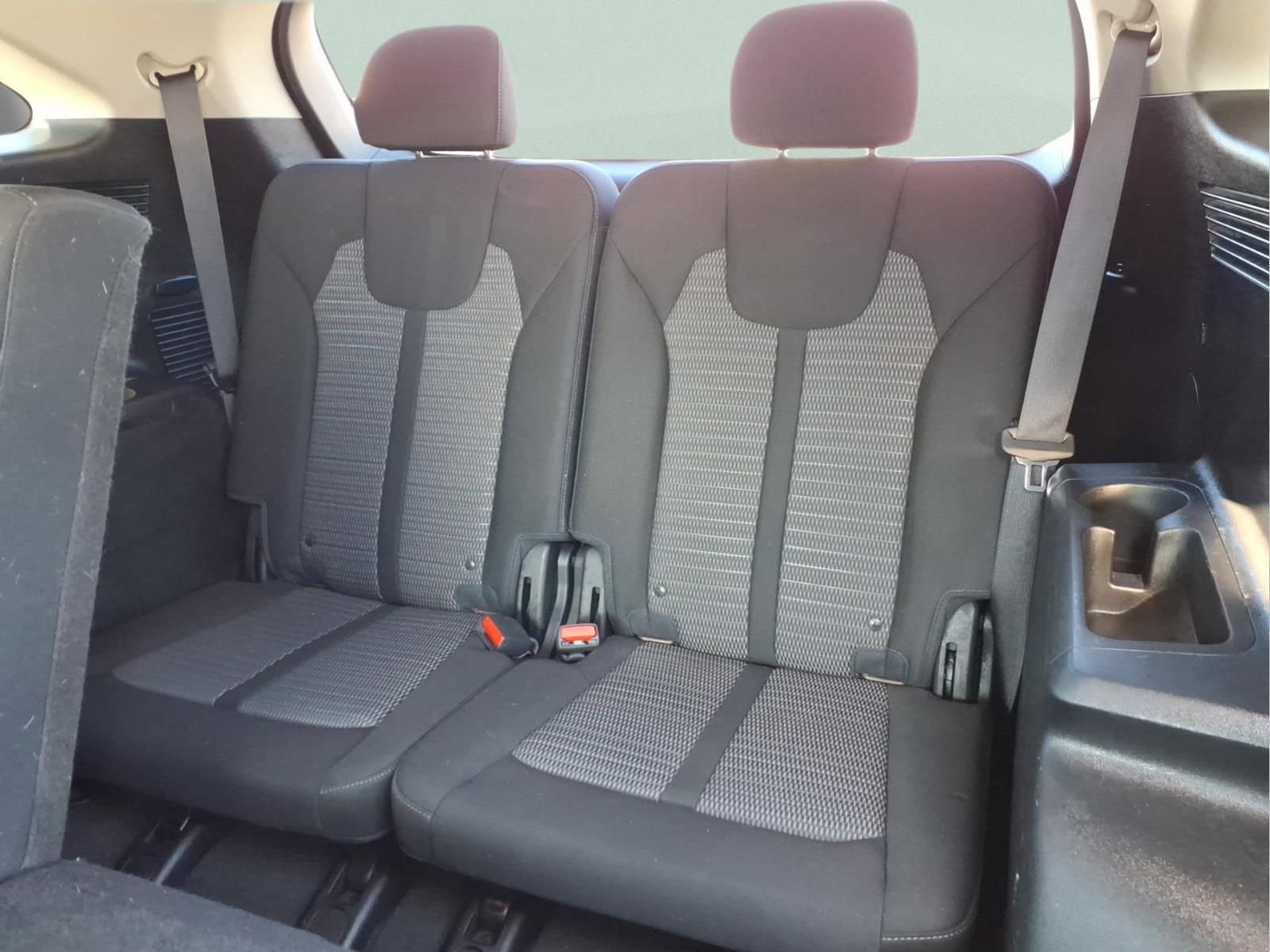 Used 2023 Kia Sorento LX image 23