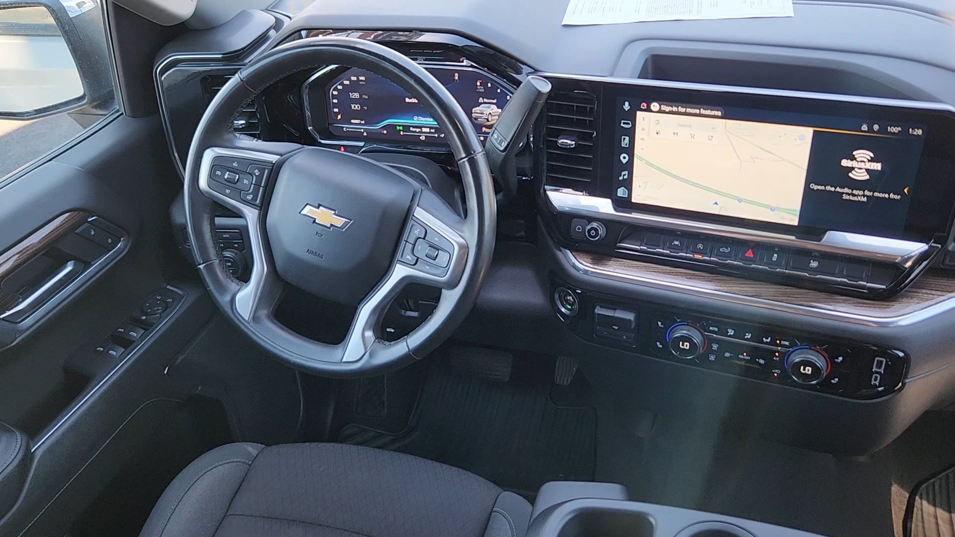 Used 2025 Chevrolet Silverado 1500 LT AWD/4WD image 5