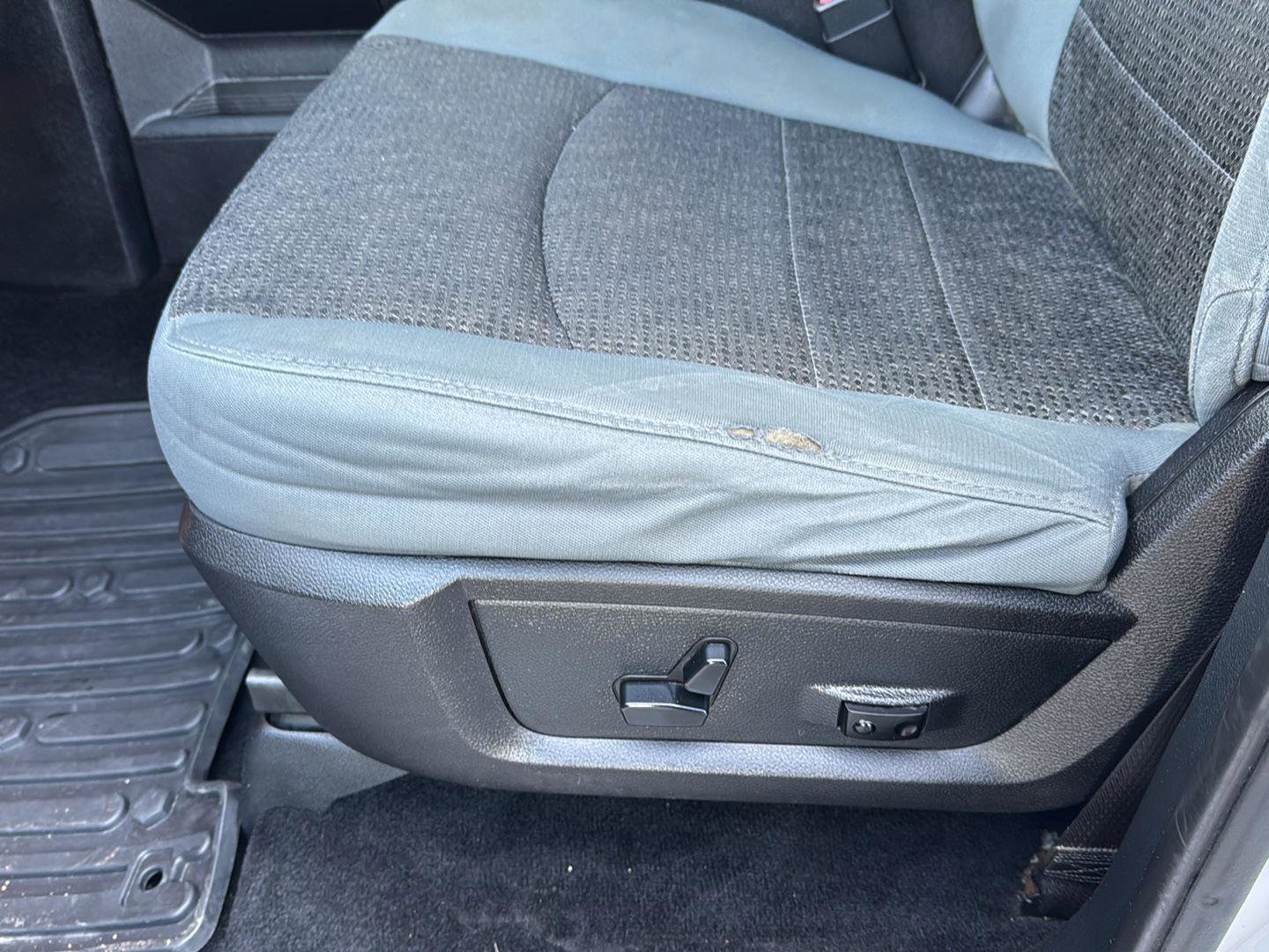 Used 2014 RAM 1500 Big Horn image 25