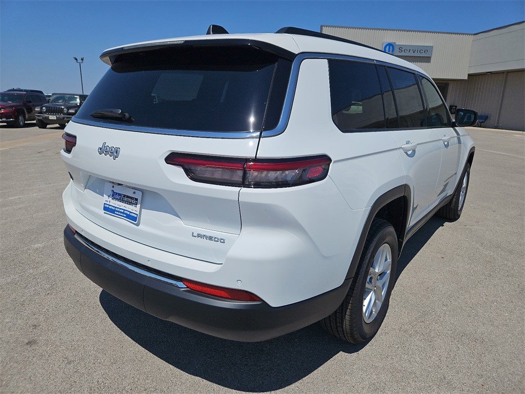 New 2025 Jeep Grand Cherokee L Laredo image 6