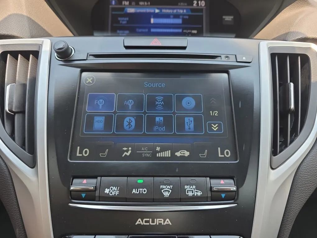 Used 2017 Acura TLX w/ Technology Package FWD image 30