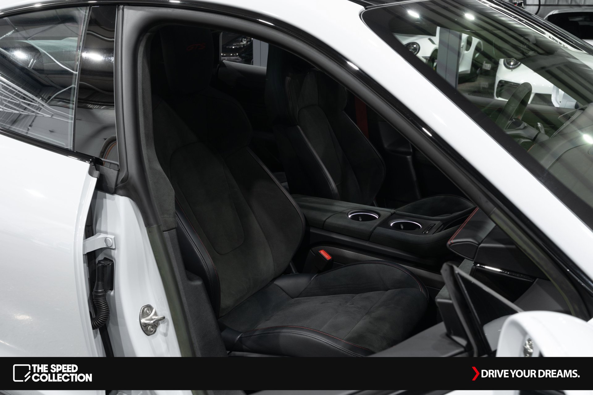 Used 2023 Porsche Taycan GTS image 25