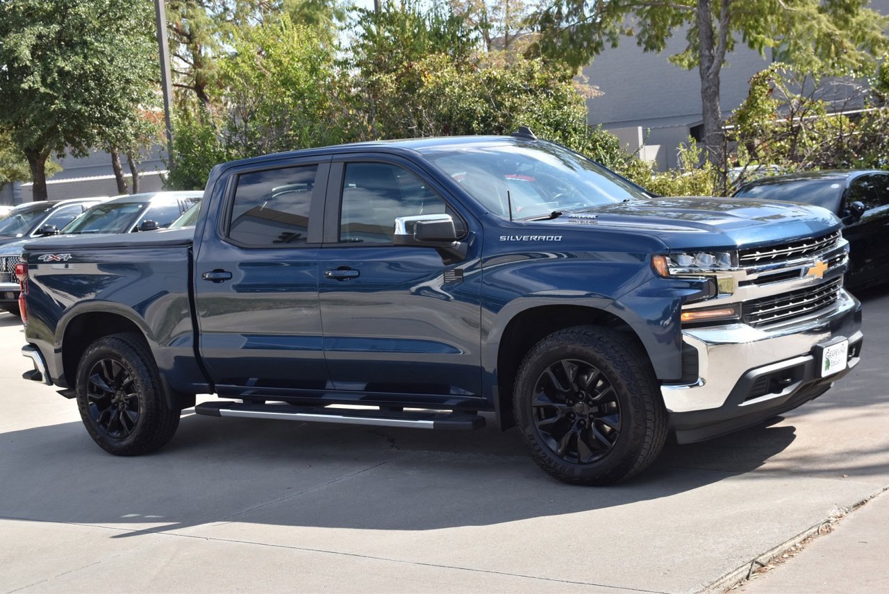 Used 2021 Chevrolet Silverado 1500 LT w/ Convenience Package II AWD/4WD image 5