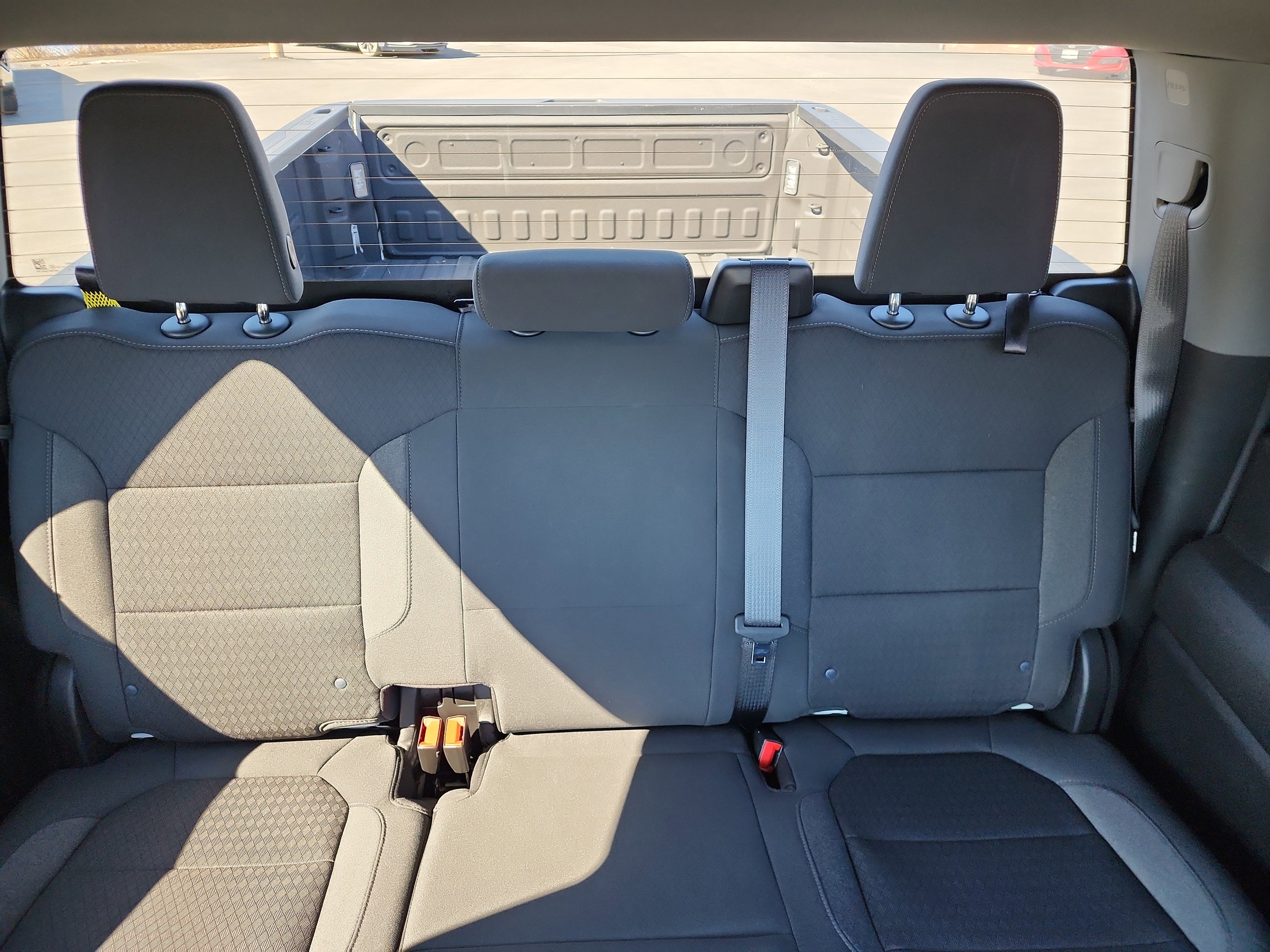 Used 2022 Chevrolet Silverado 2500 Custom w/ Custom Value Package image 24