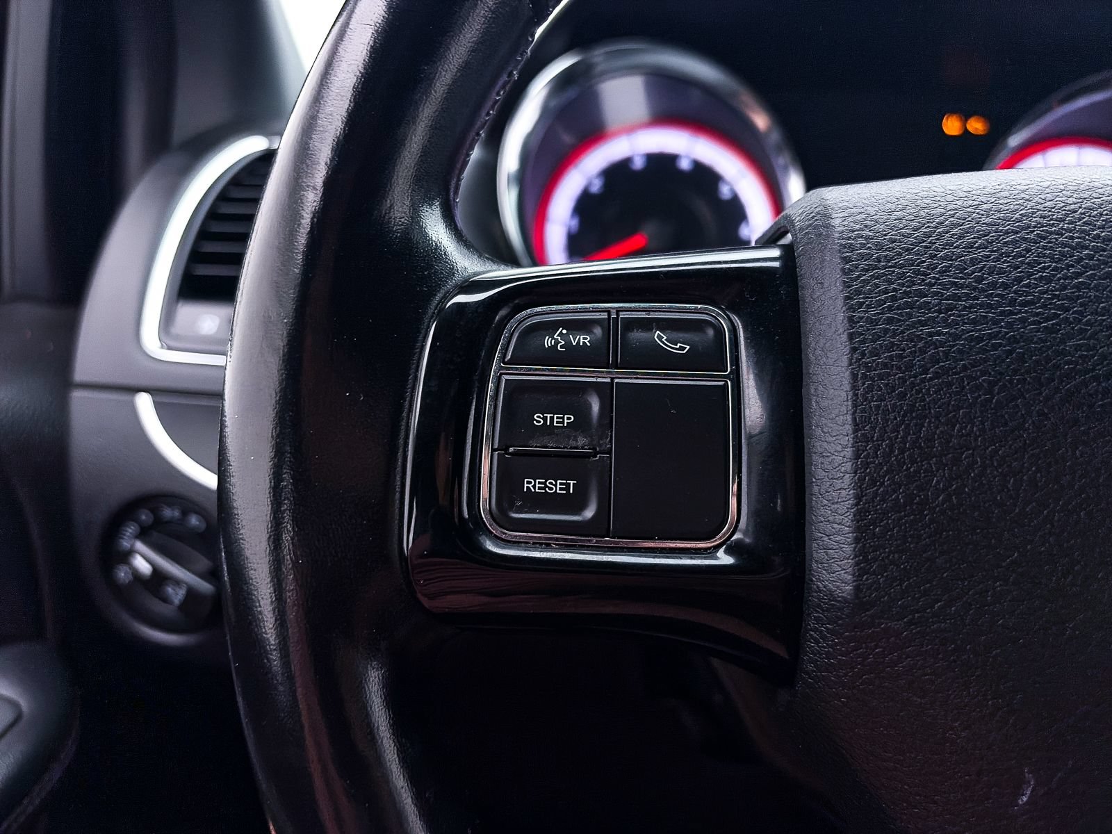 Used 2020 Dodge Grand Caravan SE FWD image 20
