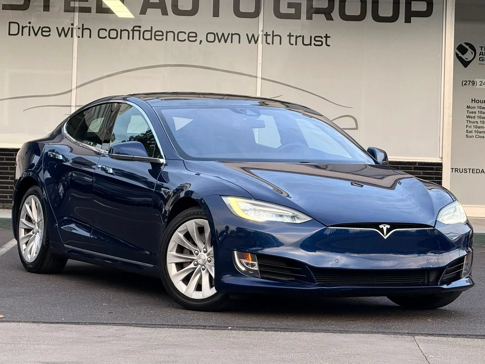 Used 2016 Tesla Model S 75 RWD image 3