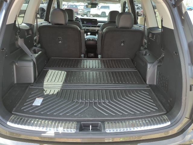 Used 2024 Kia Telluride SX Prestige w/ Towing Package AWD/4WD image 26