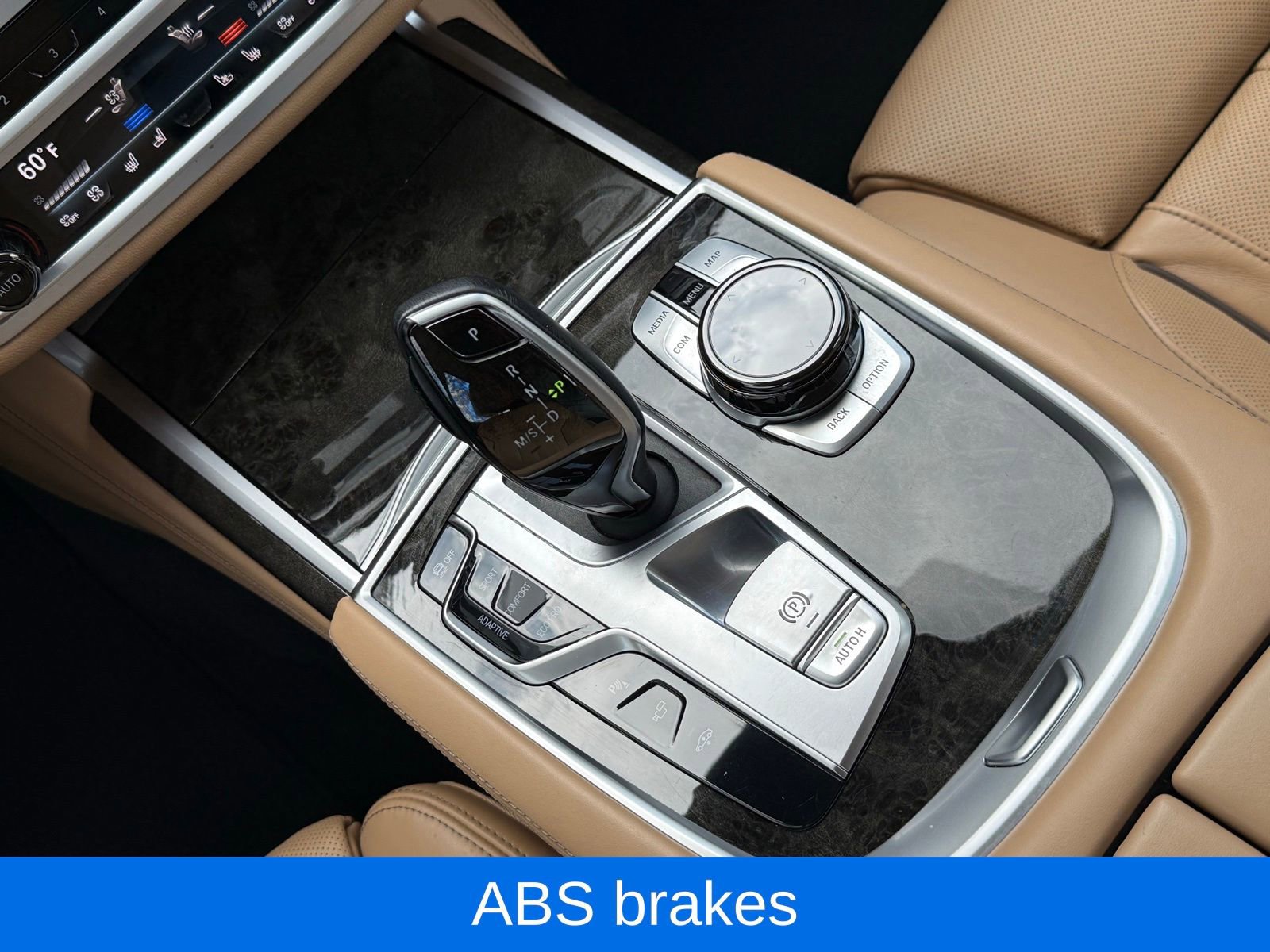 Used 2021 BMW 750i xDrive w/ Executive Package image 31