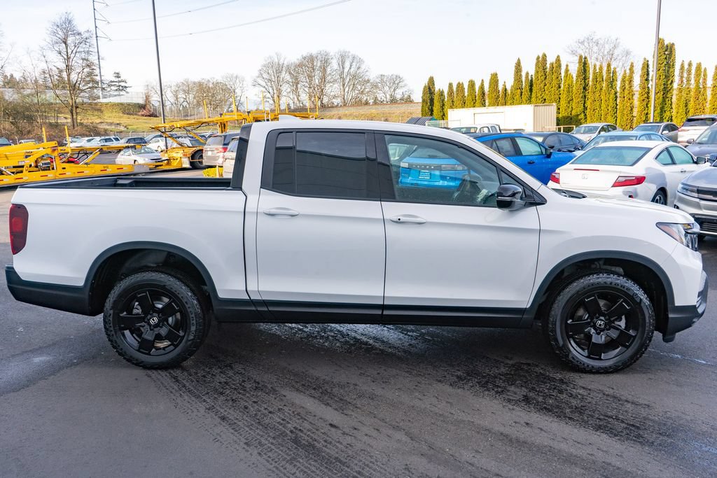 New 2026 Honda Ridgeline Black Edition image 5