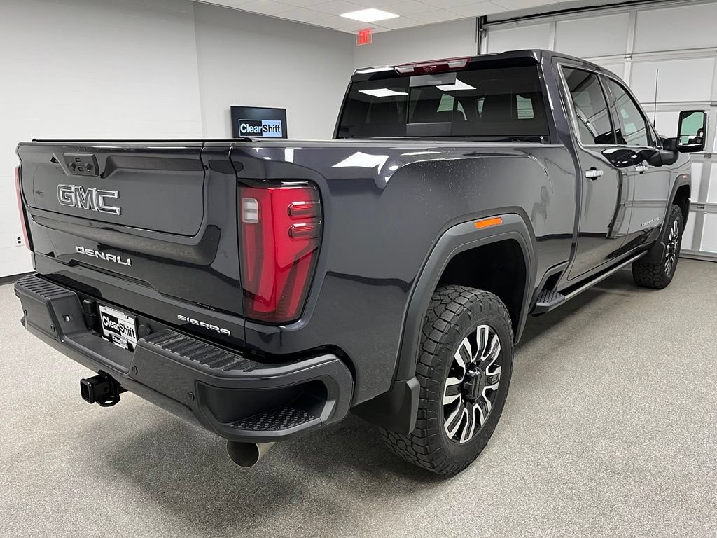 Used 2026 GMC Sierra 3500 Denali Ultimate AWD/4WD image 10