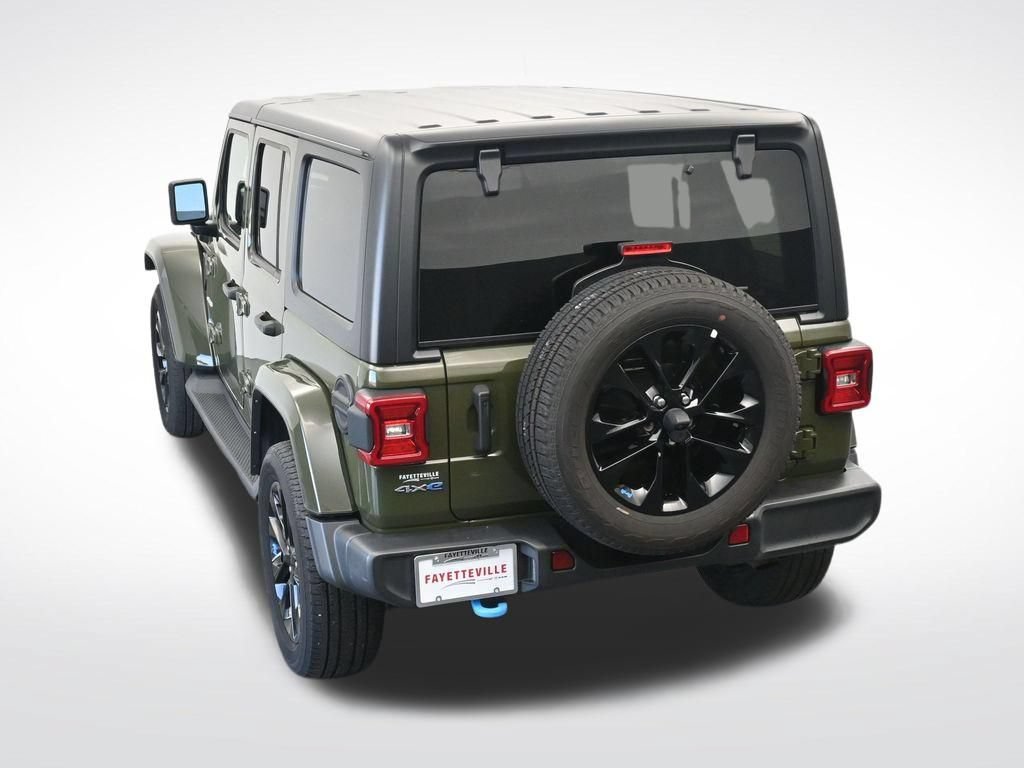 Used 2023 Jeep Wrangler Unlimited Sahara w/ Cold Weather Group AWD/4WD image 27